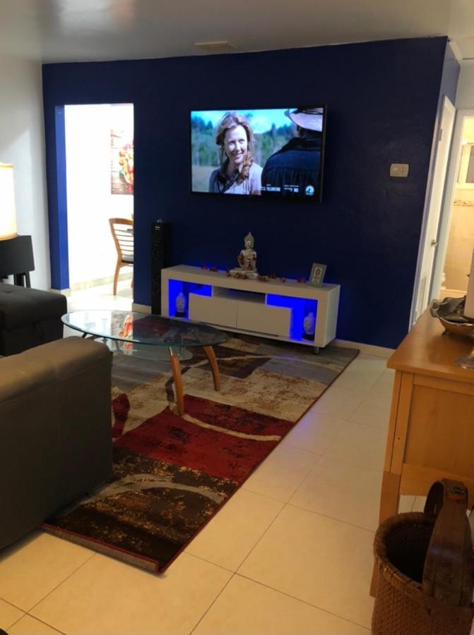 Blue Room By The Gables Μαϊάμι Εξωτερικό φωτογραφία